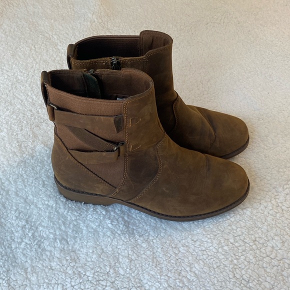Teva Ellery Ankle Waterproof Boot - Picture 1 of 8
